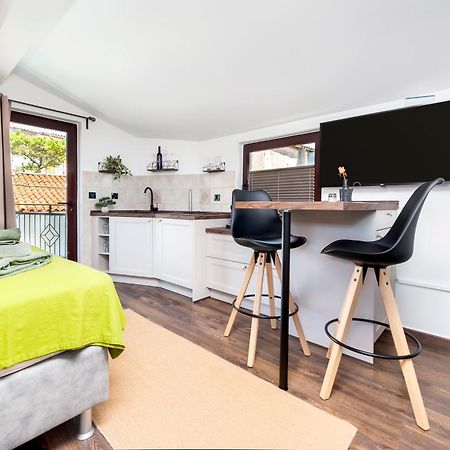 Apartamento Kuca Melina Rovinj Exterior foto
